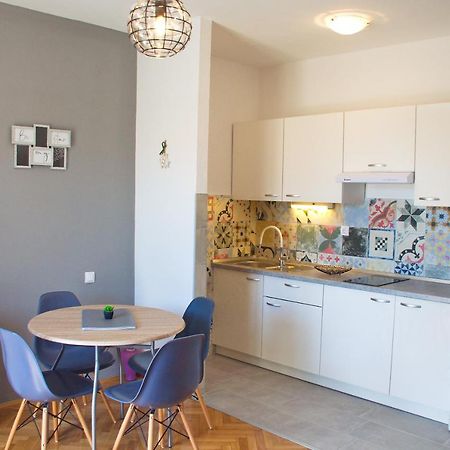 Apartments Mike Novalja Ngoại thất bức ảnh