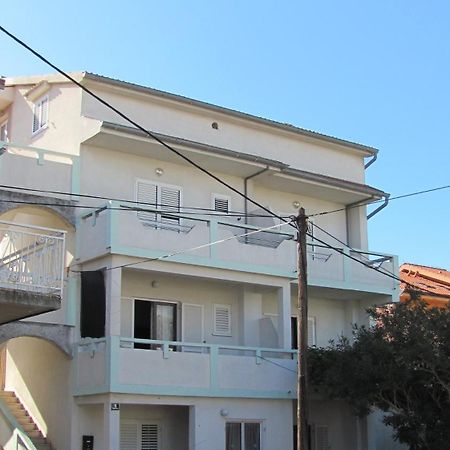 Apartments Mike Novalja Ngoại thất bức ảnh