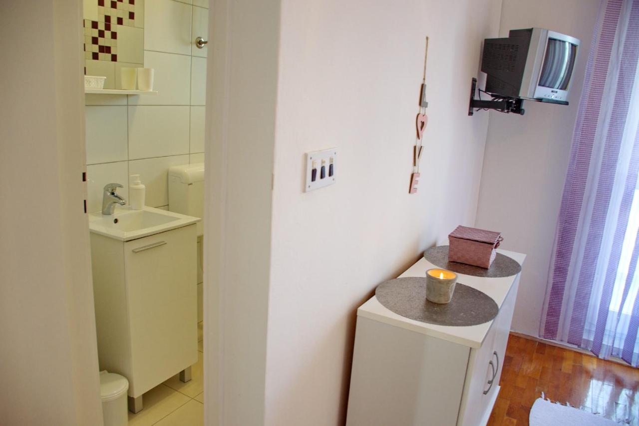 Apartments Mike Novalja Ngoại thất bức ảnh