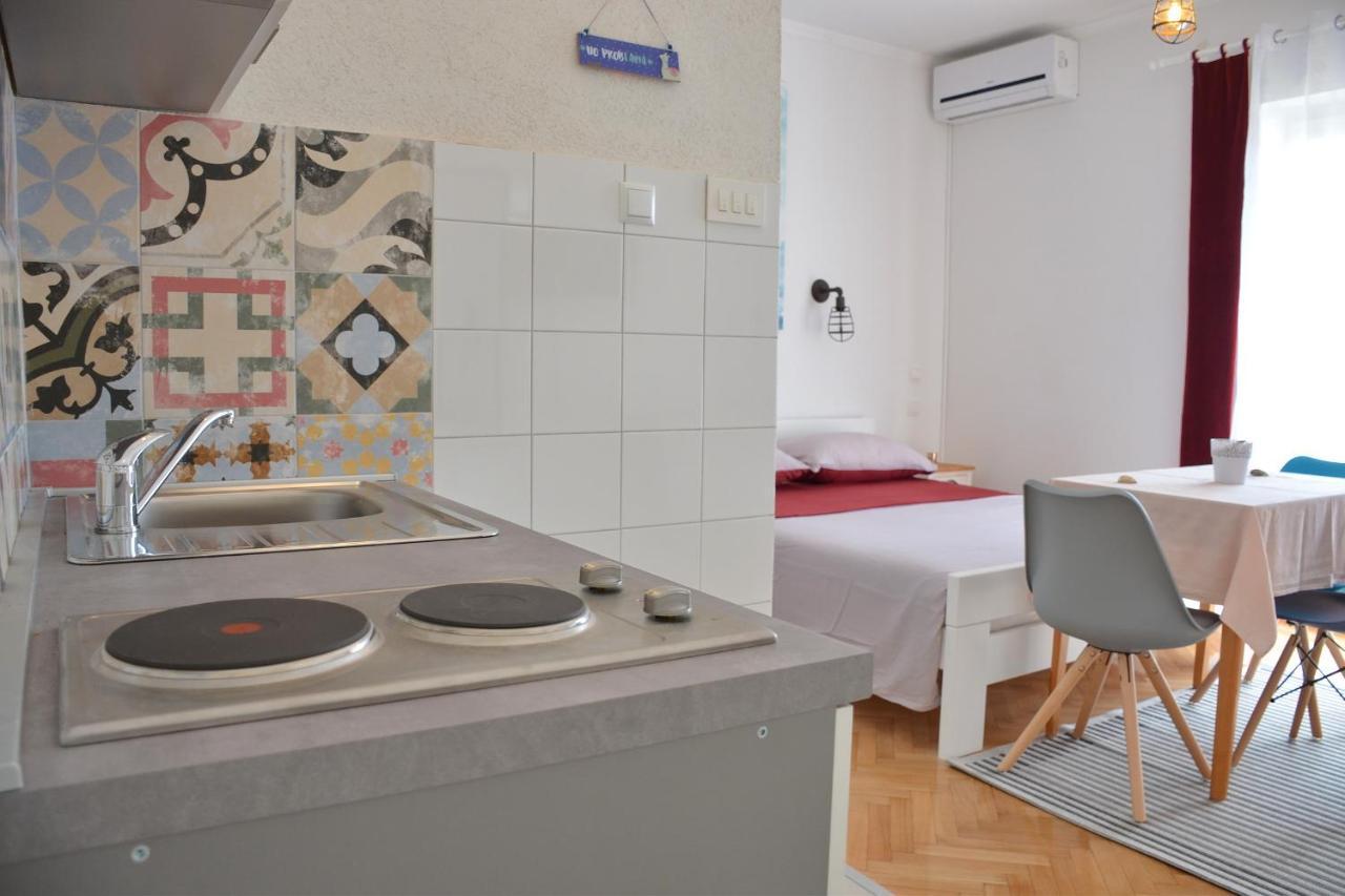 Apartments Mike Novalja Ngoại thất bức ảnh