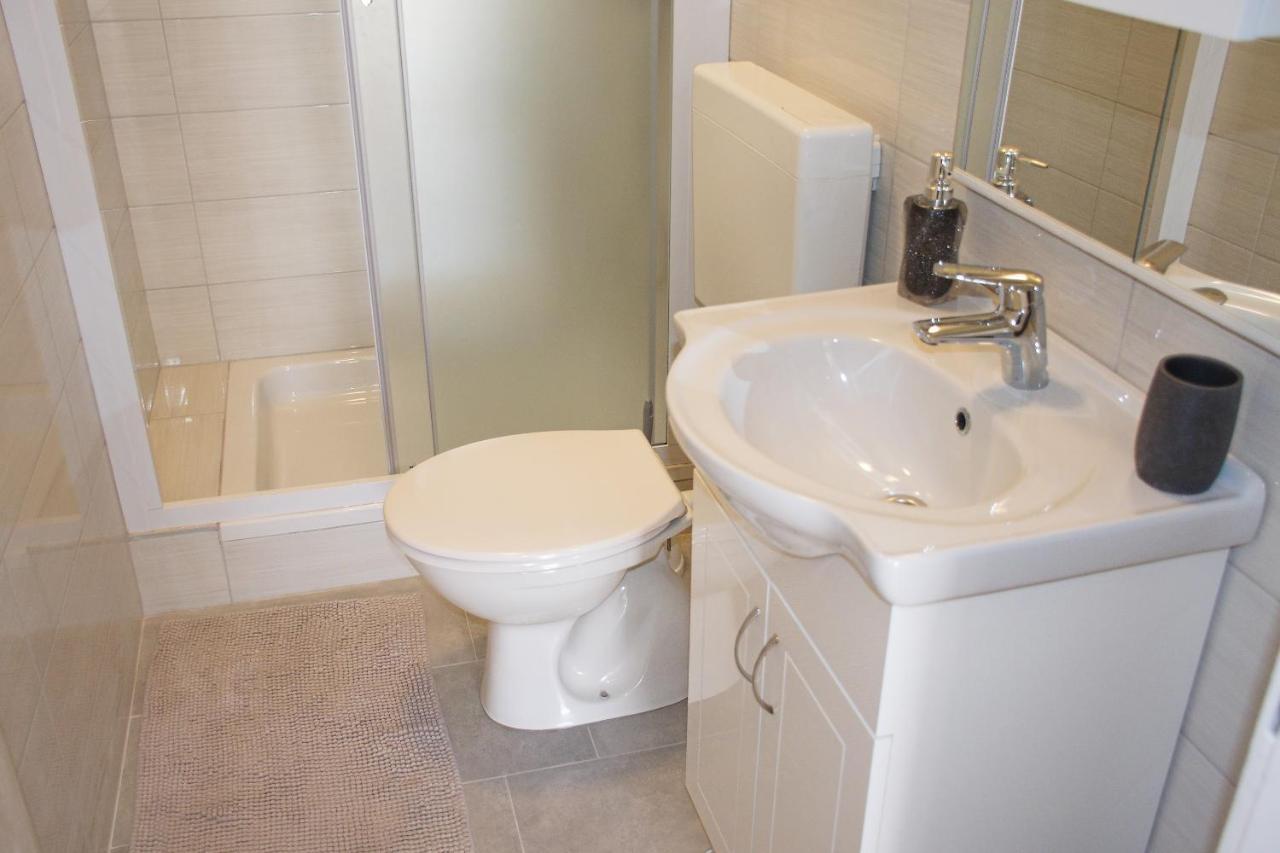 Apartments Mike Novalja Ngoại thất bức ảnh